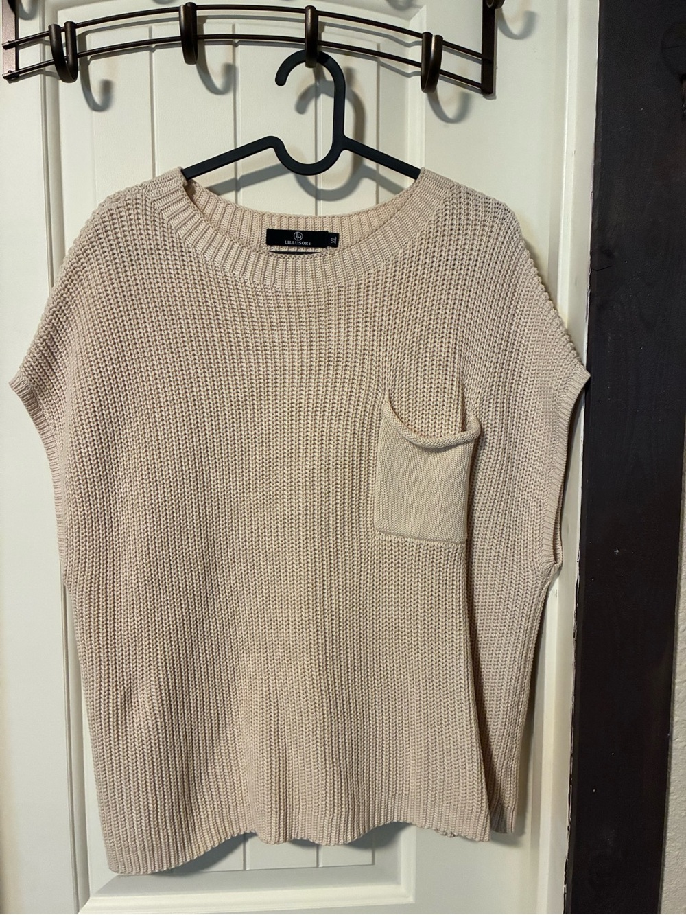 Blank NYC Cream Sleeveless Knit Pocket Sweater